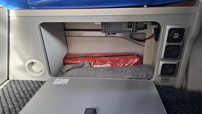 Seitenstaufach mit Converter