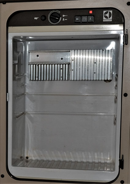 Kühlschrank Elektrolux in der Westfaliaküche kapput ...